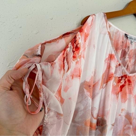 🦋 Jennifer Lopez Pink Cream Floral Slit Sleeve Tie Flowy Blouse Large - Picture 3 of 8